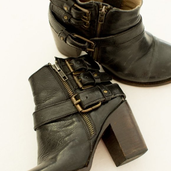 Freebird Black Buckle Boots - Picture 3 of 12